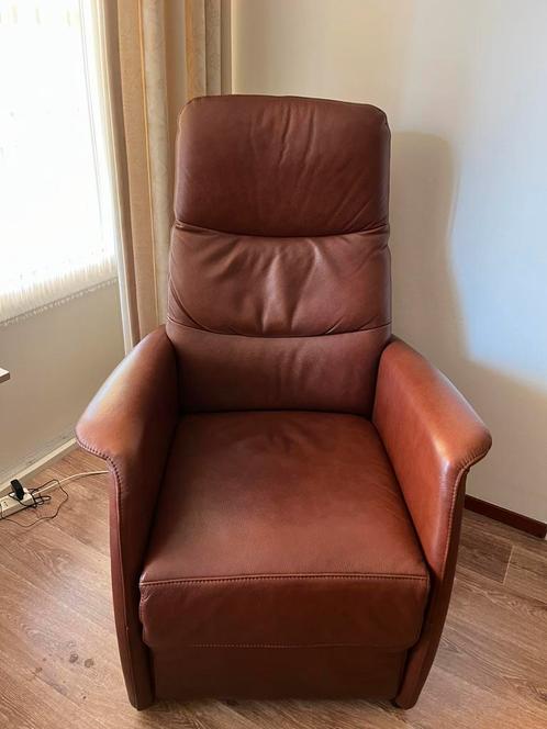 Gealux sta-op fauteuil, Genua 10 Large, Huis en Inrichting, Fauteuils, Zo goed als nieuw, Leer, 50 tot 75 cm, Minder dan 75 cm