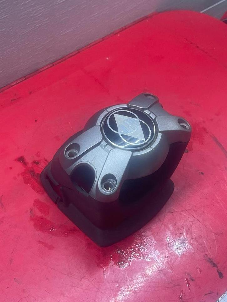 Gilera Fuoco 500 - Afdekkap Kroonplaat / Stuurkap, Fietsen en Brommers, Brommeronderdelen | Algemeen, Gebruikt, Kap, Ophalen of Verzenden