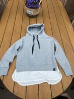 Grijze trui met witte blouse aan de onderkant, Maat 38/40 (M), The Sting, Ophalen of Verzenden, Grijs