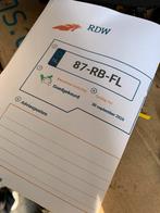 Volvo V70 2.4 140PK AUT 2005 Nwe Carteronluchtin Distributie, Auto's, Volvo, USB, Zwart, Leder en Stof, Zwart