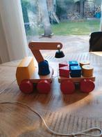 Houten vrachtwagen met kraan magneten blokken IKEA, Kinderen en Baby's, Speelgoed | Houten speelgoed, Ophalen of Verzenden, Zo goed als nieuw