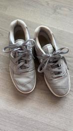 New Balance gympen 550 grijs, Ophalen of Verzenden, Zo goed als nieuw, Grijs, Sneakers of Gympen