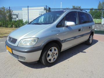 Opel Zafira 1.8 I 2000 Grijs 7 persoons beschikbaar voor biedingen