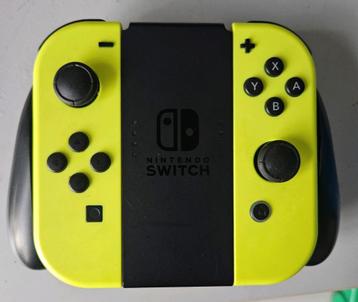 Nintendo Switch Joy-Con Controller - Neon Geel beschikbaar voor biedingen