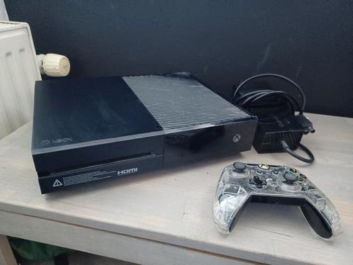 Xbox one te koop!, Spelcomputers en Games, Spelcomputers | Xbox One, Zo goed als nieuw, Xbox One, 500 GB, Met 1 controller, Ophalen of Verzenden