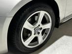 Volvo V60 1.6 T3 Kinetic // D-RIEM VV 176.319 KM // NAV //, Auto's, Voorwielaandrijving, Gebruikt, Zwart, 4 cilinders