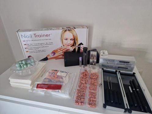 Diverse nagelspullen in één koop, Sieraden, Tassen en Uiterlijk, Uiterlijk | Cosmetica en Make-up, Gebruikt, Handen en Nagels