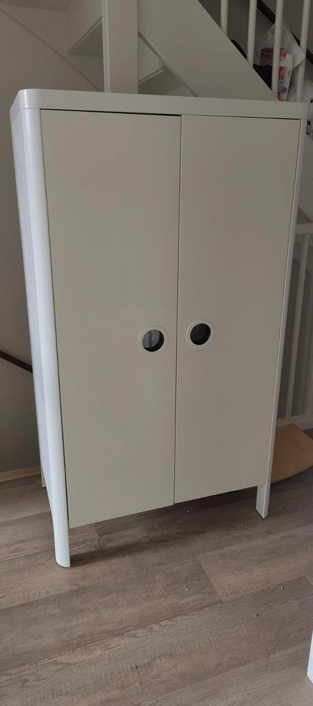 Ikea Busugne Kinder kledingkast, Huis en Inrichting, Kasten | Kledingkasten, Zo goed als nieuw, 100 tot 150 cm, 50 tot 100 cm