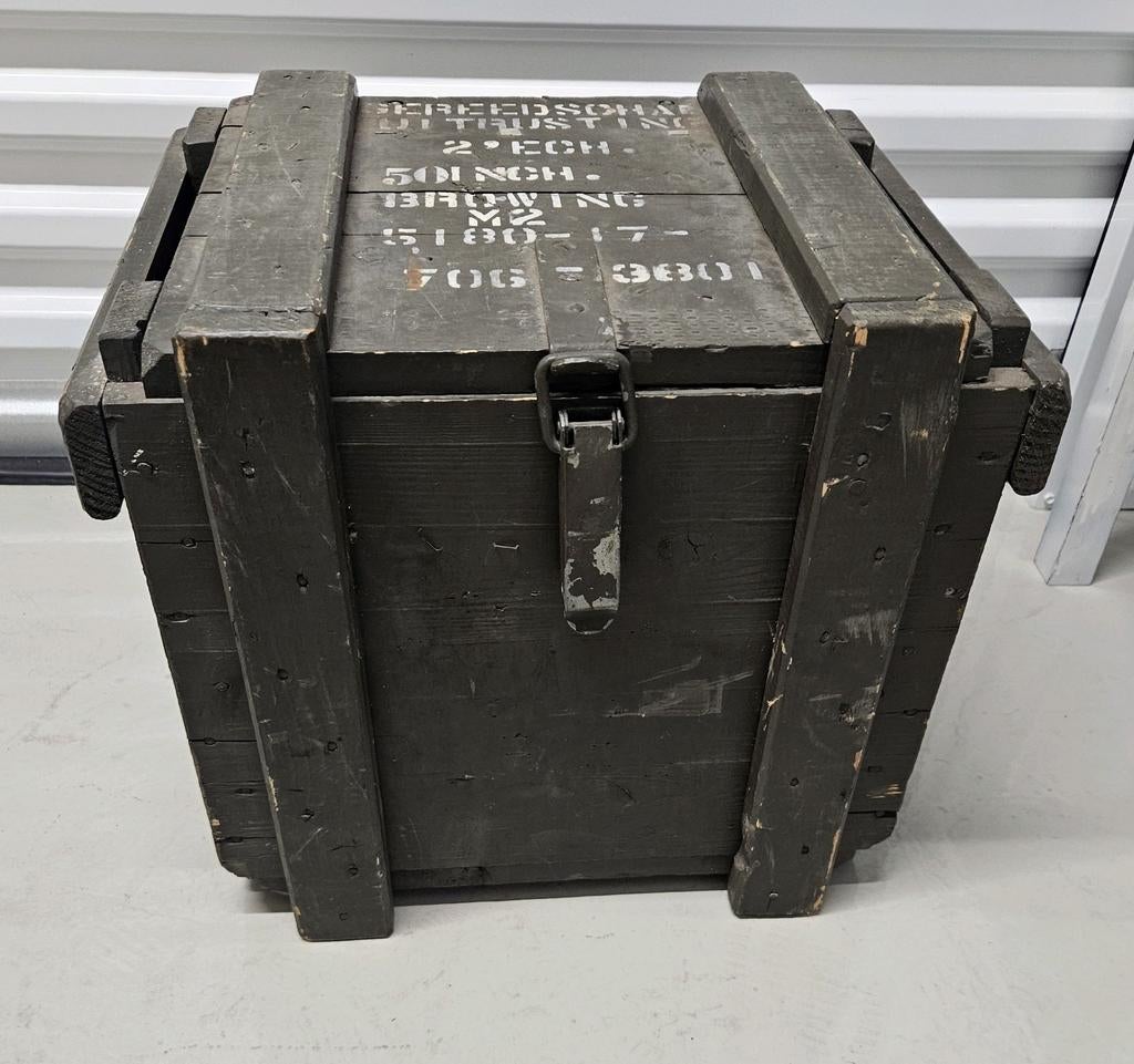Militaire kist voor gereedschapsuitrusting, Ophalen, Landmacht, Nederland, Kist of Geocache