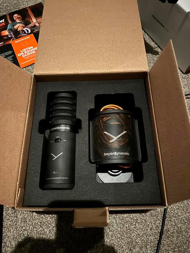 Tygr 300 R & Fox USB Microfoon - Zo Goed Als Nieuw!, Muziek en Instrumenten, Microfoons, Zo goed als nieuw, Studiomicrofoon, Ophalen of Verzenden