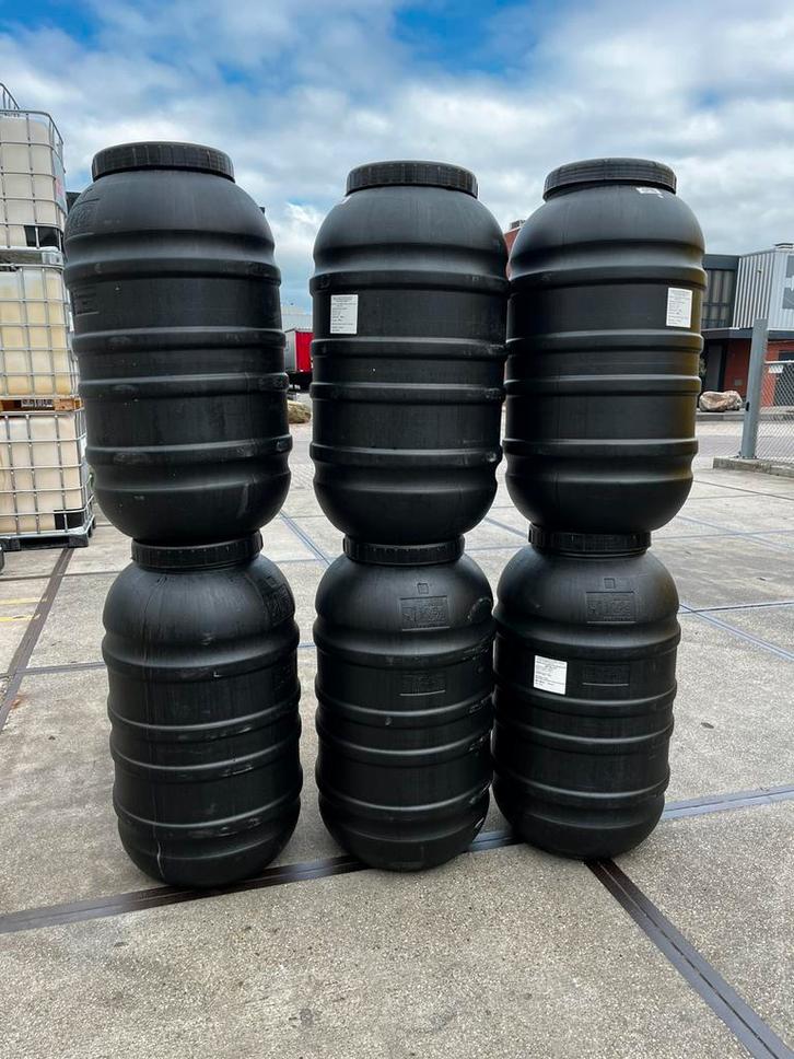 ️ 220L Kunststof Vaten met Draaideksel – Slechts €15, Tuin en Terras, Regentonnen, Zo goed als nieuw, Kunststof, 150 liter of meer