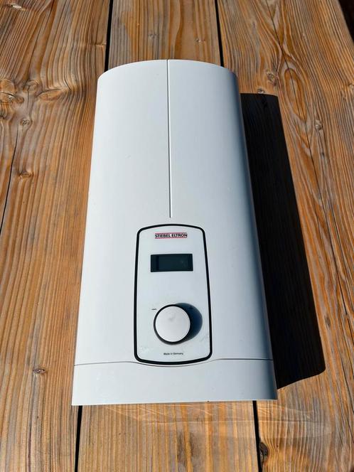 Stiebel Eltron doorstroomboiler DHB-E 27 LCD, Doe-het-zelf en Verbouw, Geisers en Boilers, Zo goed als nieuw, Boiler, 20 tot 100 liter