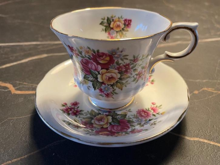 1 Chinees porseleinen kop en schotel van Paragon, Antiek en Kunst, Antiek | Servies los, Ophalen