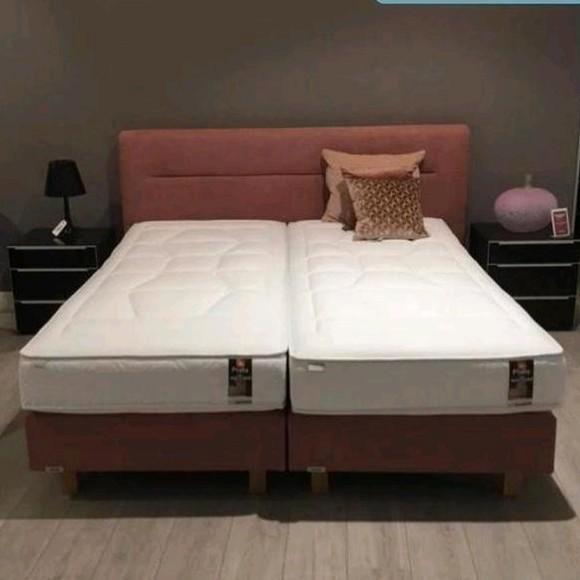 Avek 2 persoonsbed, Huis en Inrichting, Slaapkamer | Boxsprings, Zo goed als nieuw, 160 cm, 210 cm, Tweepersoons, Grijs, Ophalen