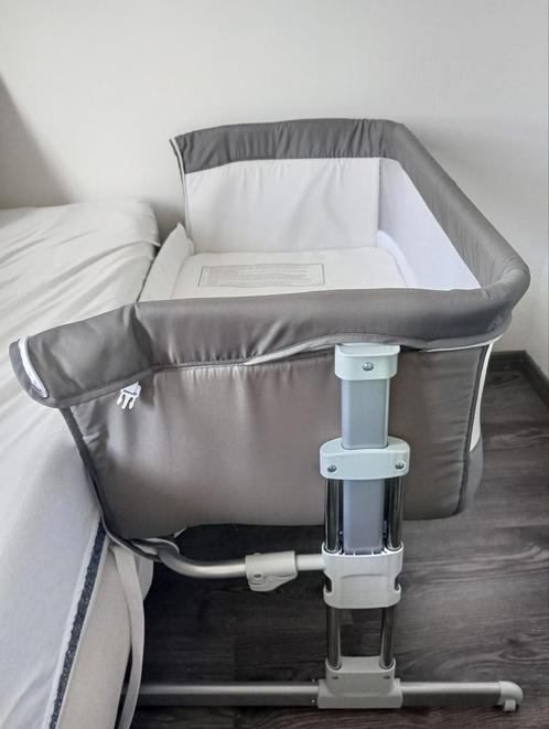 Bebeconfort Calidoo Co-Sleeper - Grey Mist - 2-in-1 babybed, Kinderen en Baby's, Babywiegjes en Ledikanten, Zo goed als nieuw
