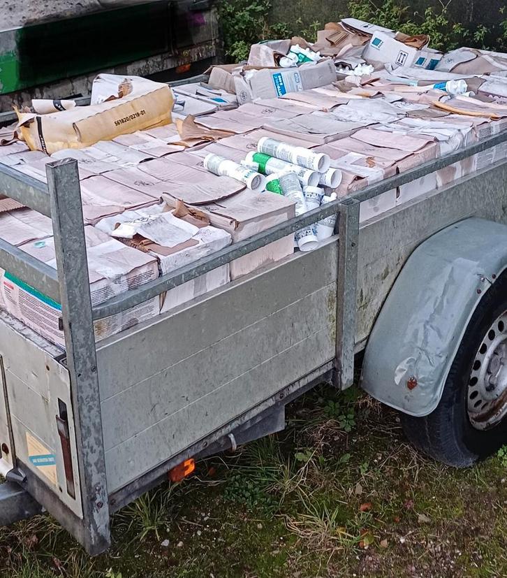 Gratis enorme partij kit producten, over t.h.t. lees tekst, Doe-het-zelf en Verbouw, Verf, Beits en Lak, Wit, Ophalen of Verzenden