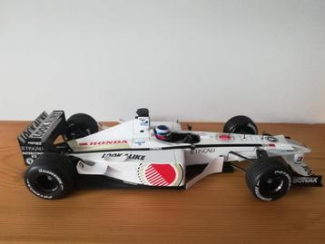 F1 - BAR Honda 03 uit 2001 - 1:18 - Minichamps beschikbaar voor biedingen