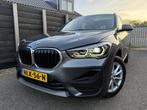 BMW X1 sDrive18i High Executive Edition dealer onderh. leder, Gebruikt, Leder, Bedrijf, 3 cilinders