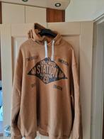 Bruine hoodie met print - C&A, Bruin, Maat 56/58 (XL), Zo goed als nieuw, C&A