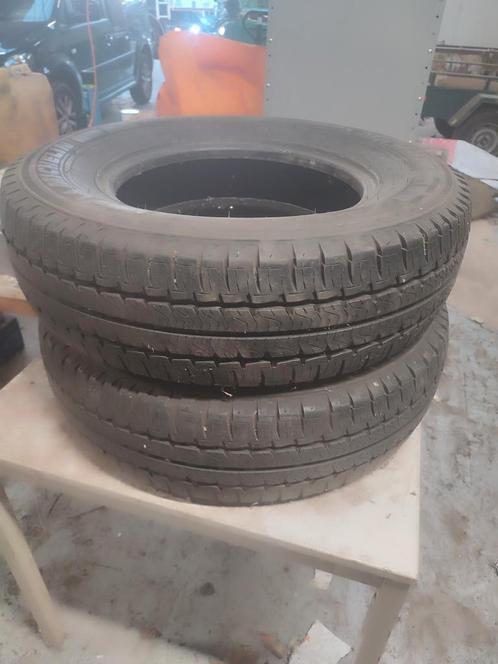 2x Michelin Banden 215/75 R16 - Zo Goed Als Nieuw, Caravans en Kamperen, Camper-accessoires, Nieuw, Ophalen