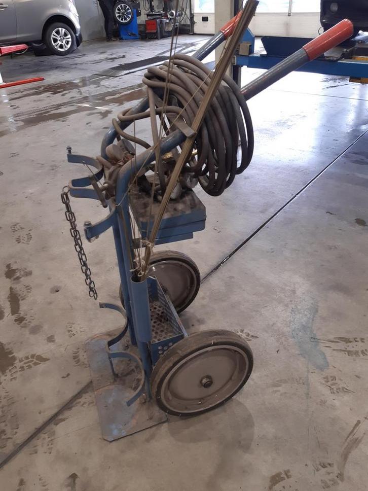 Lasapparaat op kar met slang en toebehoren, Doe-het-zelf en Verbouw, Gereedschap | Lasapparaten, Ophalen of Verzenden