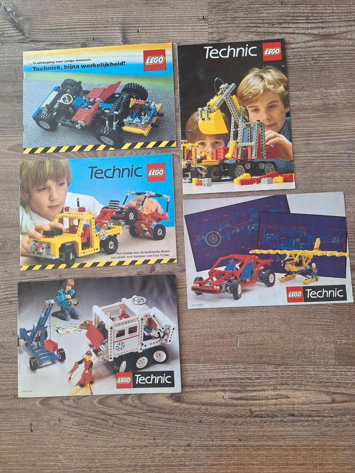 5 Lego Technic Folders Jaren 80, Kinderen en Baby's, Speelgoed | Duplo en Lego, Gebruikt, Lego, Ophalen of Verzenden