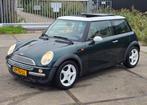 Mini Cooper 1.6 16V Cooper / NWE APK / NAP / PANORAMA / 17 ", Auto's, Voorwielaandrijving, 1025 kg, 15 km/l, 4 cilinders
