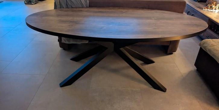 Stijlvolle eettafel, Huis en Inrichting, Tafels | Eettafels, Zo goed als nieuw, 150 tot 200 cm, 200 cm of meer, Vijf personen of meer