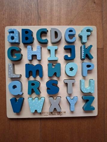 Alfabet Puzzel Little Dutch beschikbaar voor biedingen