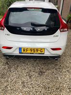 Volvo V40 2.0 D3 150PK 2017 Wit BUSINESS SPORT R-DESIGN, Auto's, Voorwielaandrijving, 28 km/l, 4 cilinders, 1337 kg