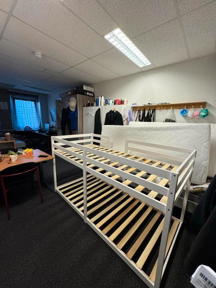 Tweepersoonsbed - Goede Conditie!, Huis en Inrichting, Slaapkamer | Stapelbedden en Hoogslapers, Gebruikt, Stapelbed, 140 cm, 200 cm