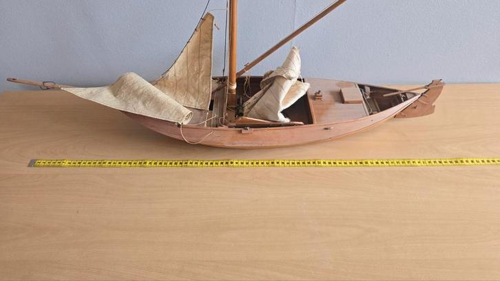 Handgemaakte Zeeuwse Hoogaars - Authentiek Hollands Erfgoed, Hobby en Vrije tijd, Modelbouw | Boten en Schepen, Gebruikt, Overige merken