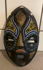 Prachtig masker Afrika hout metaal gekleurde kraaltjes, Antiek en Kunst, Ophalen of Verzenden