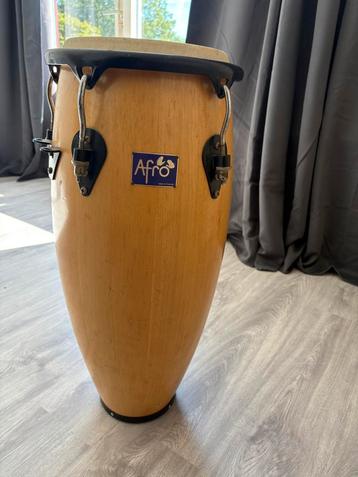 Conga Afro - beschikbaar voor biedingen