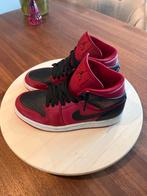Air Jordan 1 Mid Rood/Zwart - Maat Onbekend, Ophalen of Verzenden, Gedragen, Sneakers of Gympen