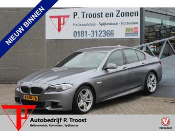 BMW 5 Serie 520i M-pakket NL auto Automaat/Navigatie/Parkeer beschikbaar voor biedingen