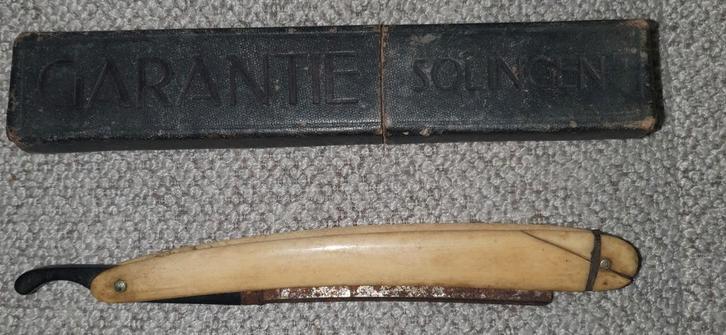 Antiek Solingen Scheermes met Doos, Antiek en Kunst, Antiek | Gereedschap en Instrumenten, Ophalen of Verzenden