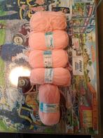 Perzikroze Garen - Cheval Blanc, Ophalen of Verzenden, Zo goed als nieuw, Breien of Haken, Wol of Garen