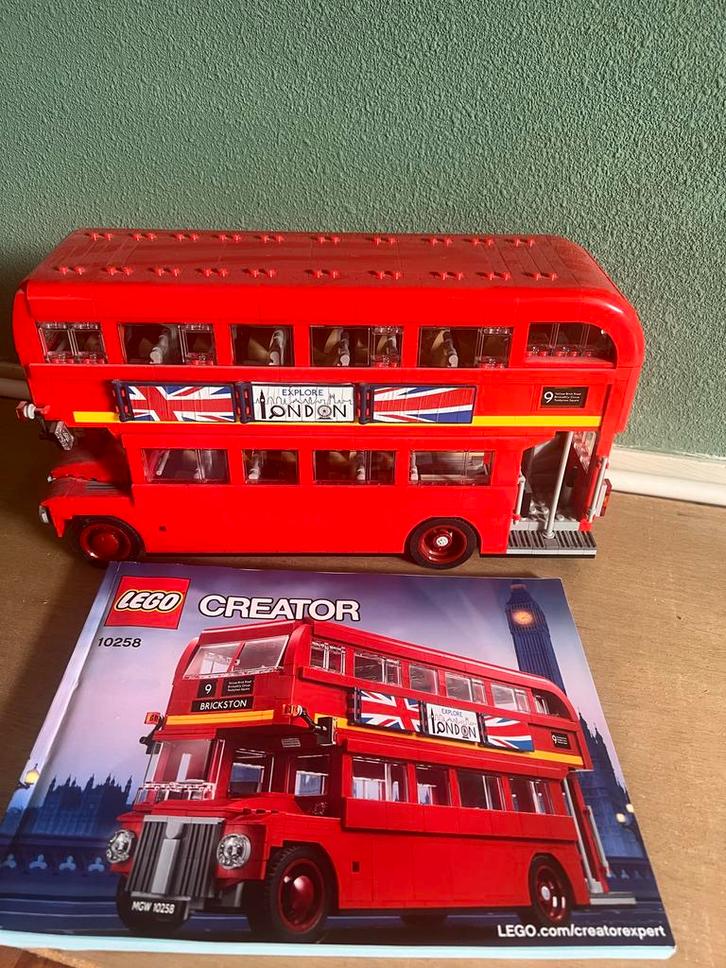 Lego Creator Expert Engelse Bus 10258 + Boekjes, Kinderen en Baby's, Speelgoed | Duplo en Lego, Zo goed als nieuw, Lego, Complete set