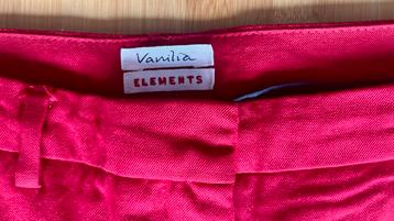 Vanilia wollen rode broek maat 40 / 42 beschikbaar voor biedingen