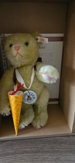 Steiff club beer 1998 schoolbeer groen 30 cm, Ophalen of Verzenden, Nieuw, Stoffen beer, Steiff