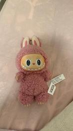 Labubu lychee berry authentiek, Verzenden, Zo goed als nieuw