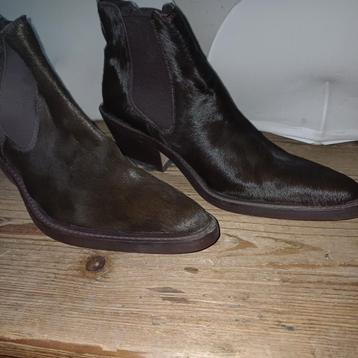 DKNY herenboots brown pony maat 44,5 beschikbaar voor biedingen