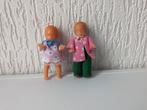 Twee rubber  poppenhuis popjes.🏠, Ophalen of Verzenden, Zo goed als nieuw, Poppenhuis
