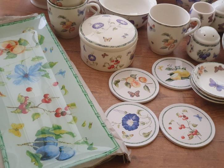 Fruit & Flowers JBS grote verzameling. Nieuw, Antiek en Kunst, Antiek | Servies compleet, Ophalen of Verzenden