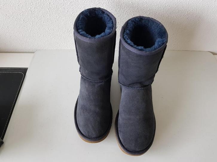 Originele Ugg maat 38 ( Uk 5.5 ) blauwe boots laarzen, Kleding | Dames, Schoenen, Gedragen, Lage of Enkellaarzen, Blauw, Verzenden