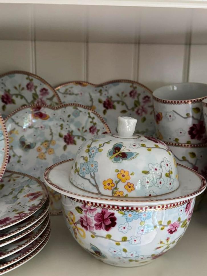 Pip Studio servies Chinese Rose wit serviesdelen, Huis en Inrichting, Keuken | Servies, Zo goed als nieuw, Overige typen, Overige stijlen