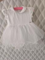 3 baby jurkjes, jurk, babykleding, plus extras, Ophalen of Verzenden, Zo goed als nieuw, Maat 74