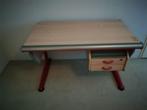 Meegroei bureau van het merk Moll, Ophalen, In hoogte verstelbaar, Zo goed als nieuw, Bureau