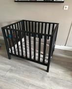 Zwarte Babybox met kleed erbij, Kinderen en Baby's, Boxen, Ophalen, Zo goed als nieuw